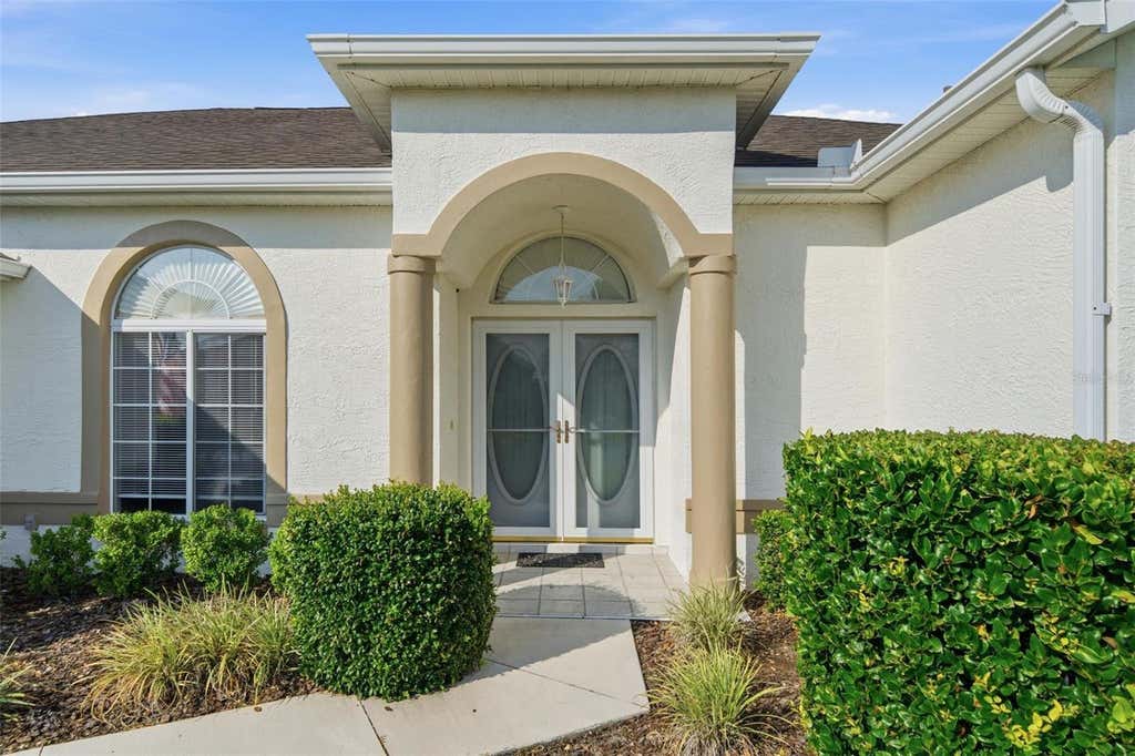 Photo of 2160 NW 50th Circle, Ocala, FL 34482 (MLS # OM731042)
