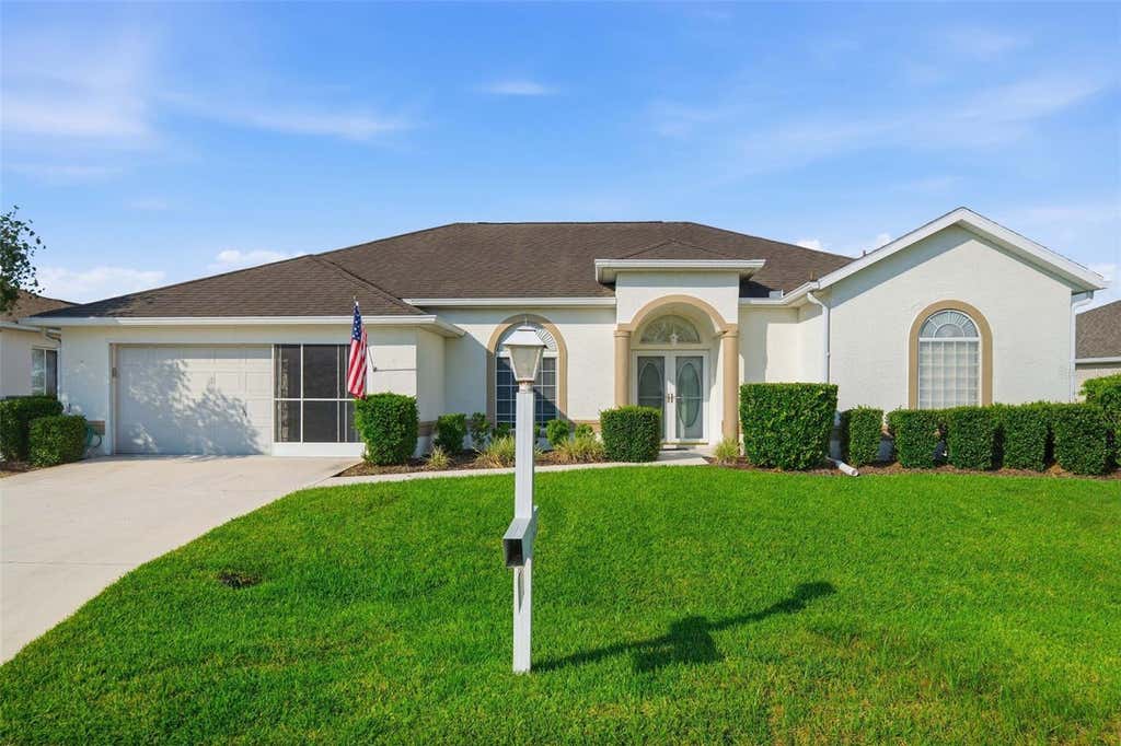 Photo of 2160 NW 50th Circle, Ocala, FL 34482 (MLS # OM731042)