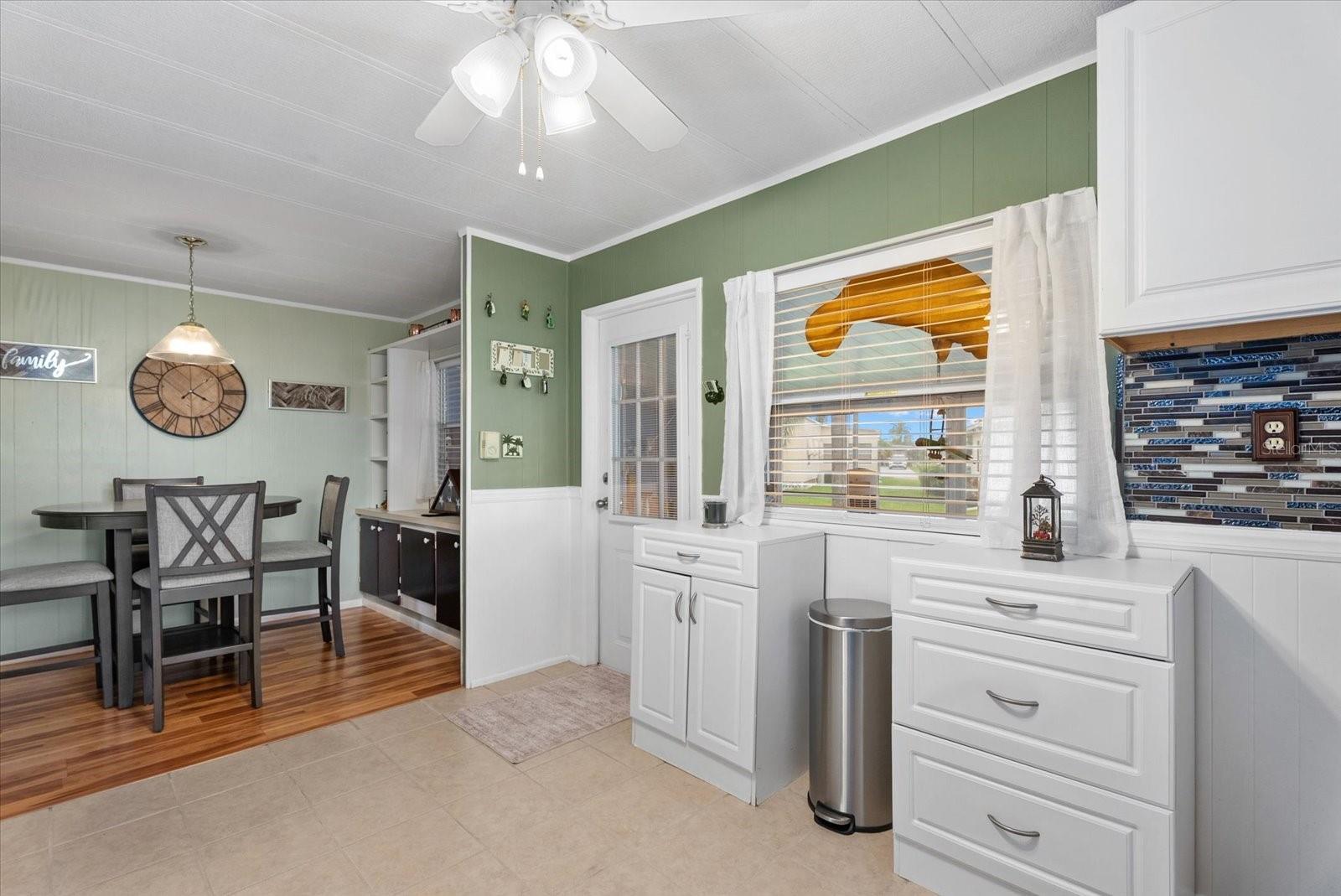 560 FAIRMOUNT DRIVE, NORTH PORT, FL, 34287 4 560 FAIRMOUNT DRIVE