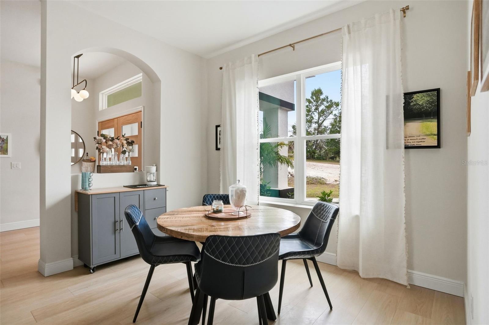 ROYAL HIGHLANDS - Residential