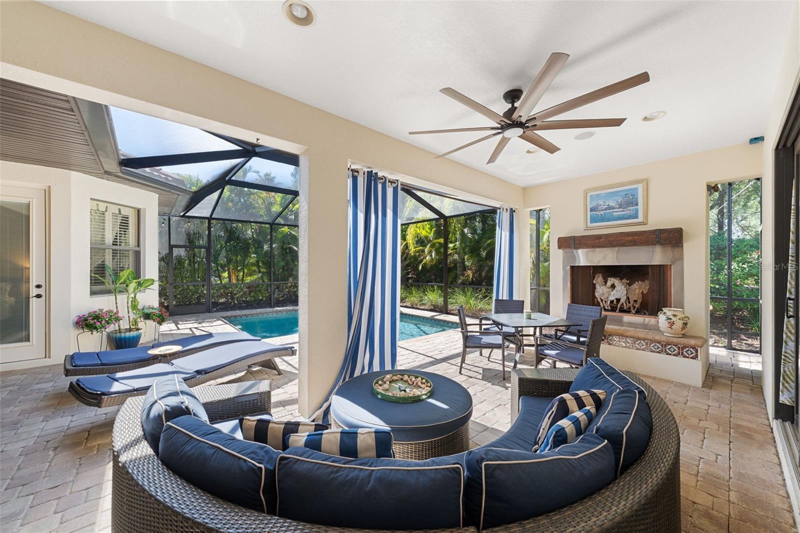COUNTRY CLUB EAST AT LAKEWOOD RANCH SP - Residential