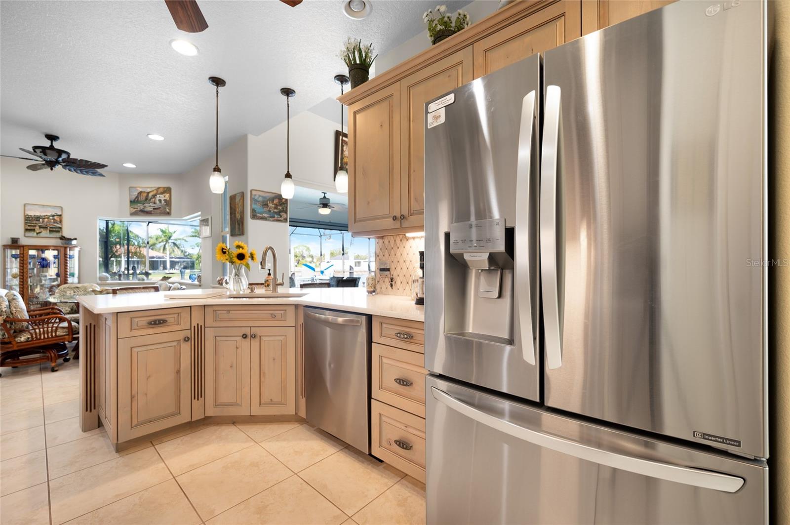 ROTONDA LAKES - Residential