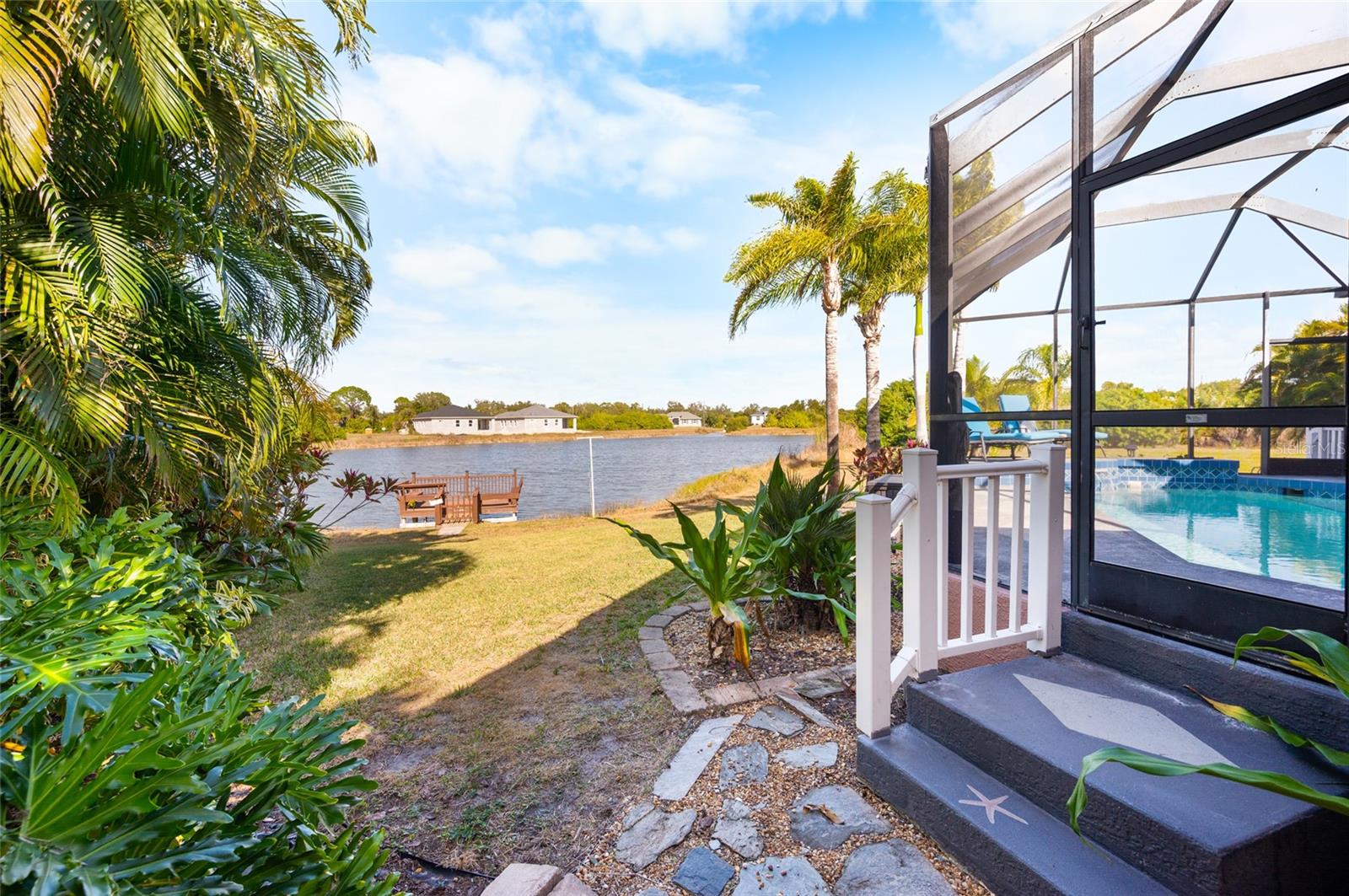 ROTONDA LAKES - Residential