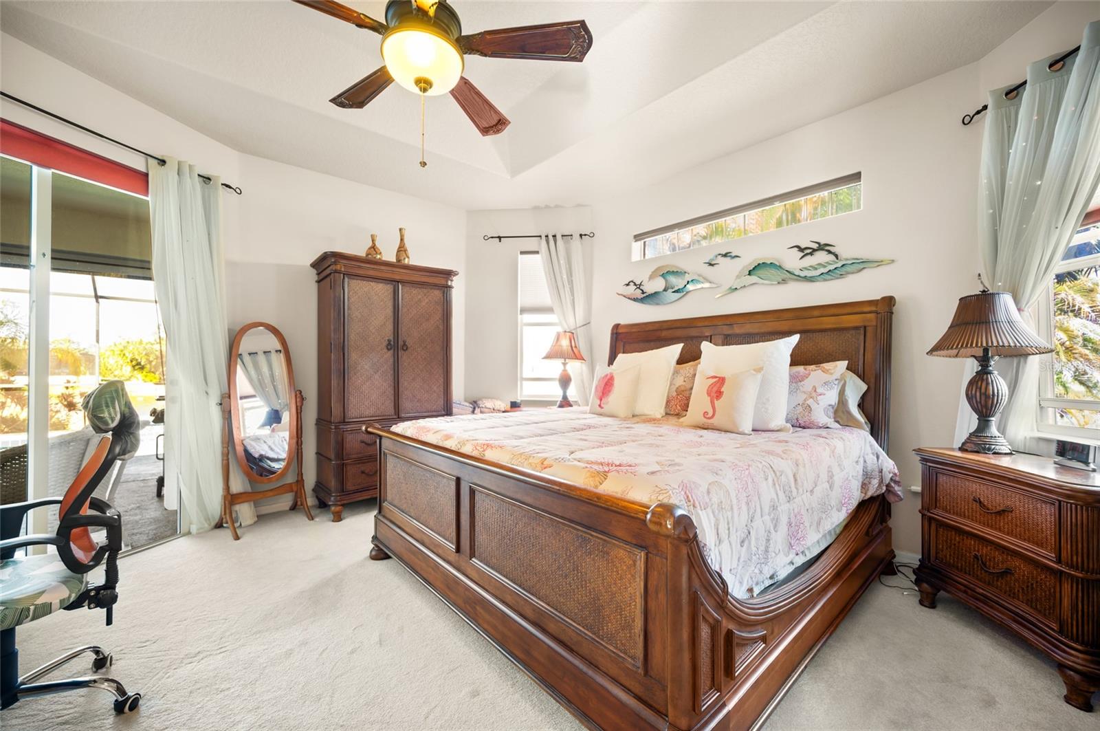 ROTONDA LAKES - Residential