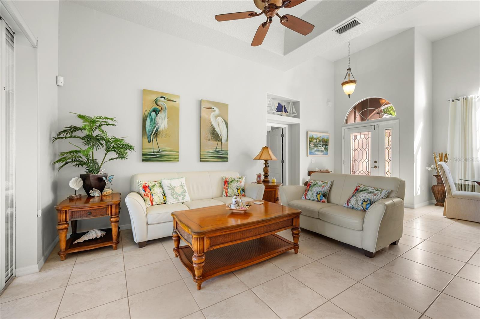 ROTONDA LAKES - Residential