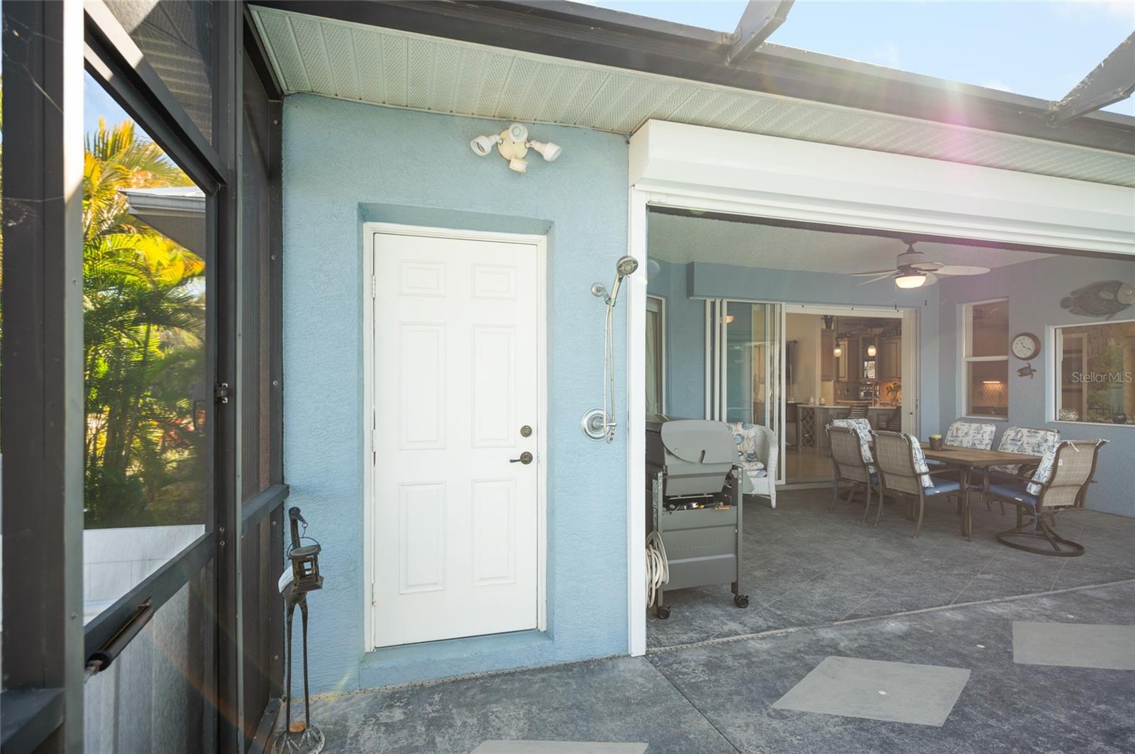 ROTONDA LAKES - Residential