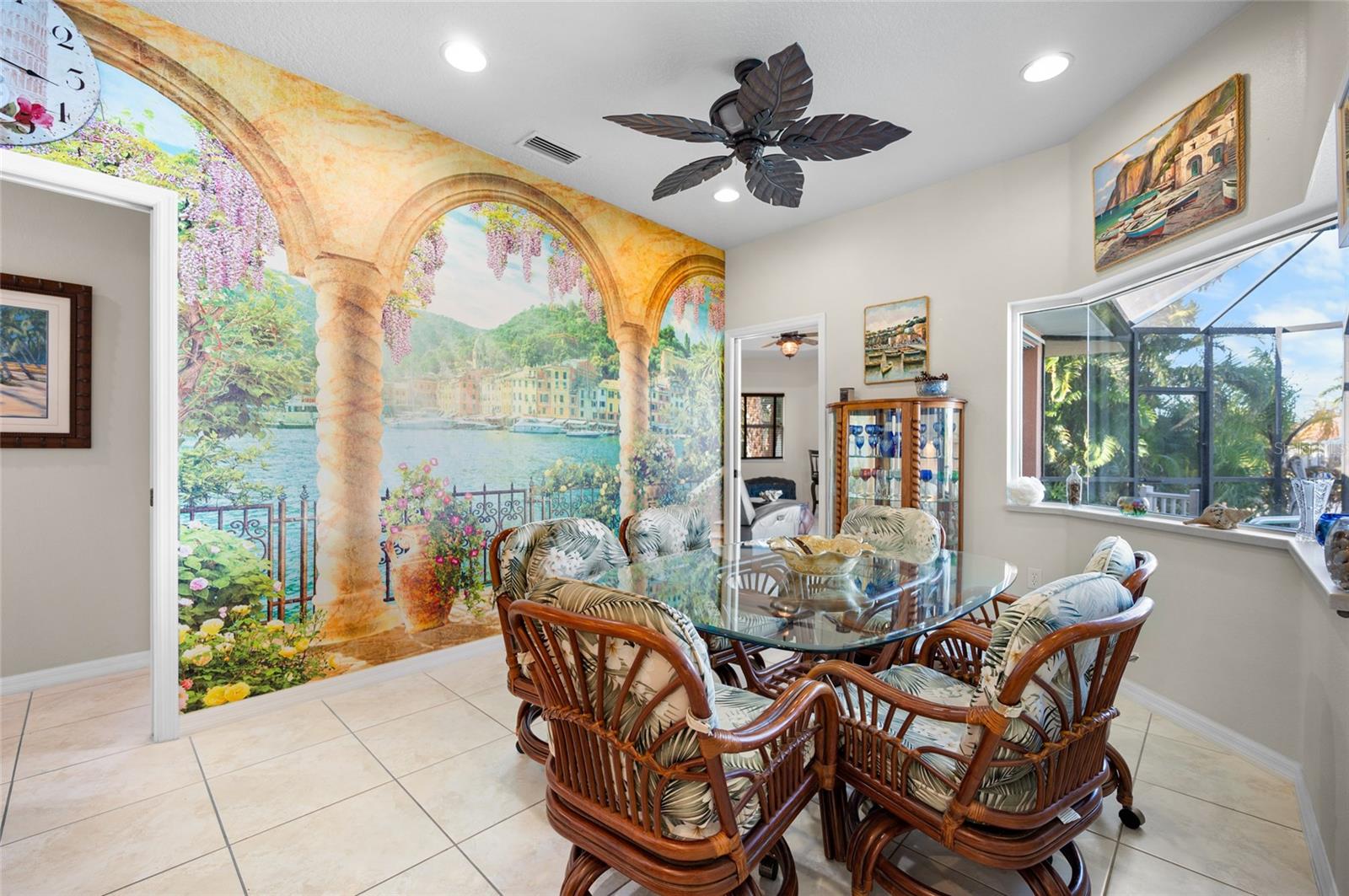 ROTONDA LAKES - Residential