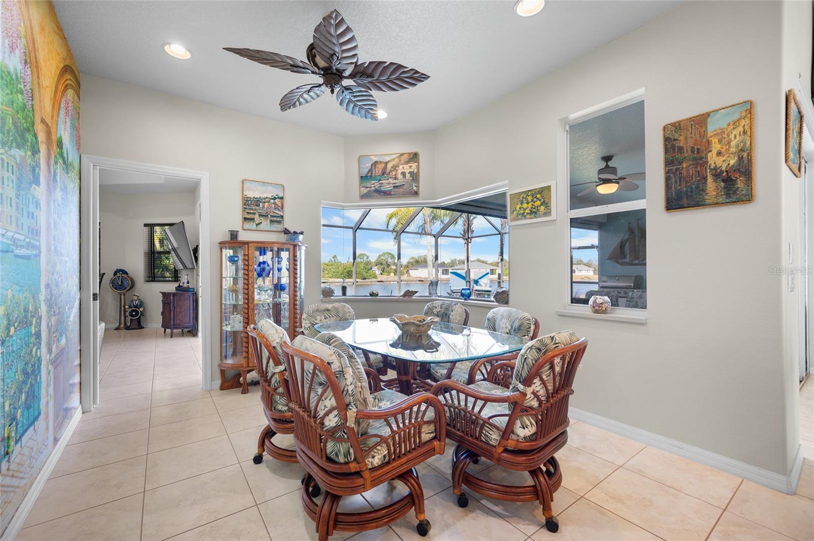 ROTONDA LAKES - Residential