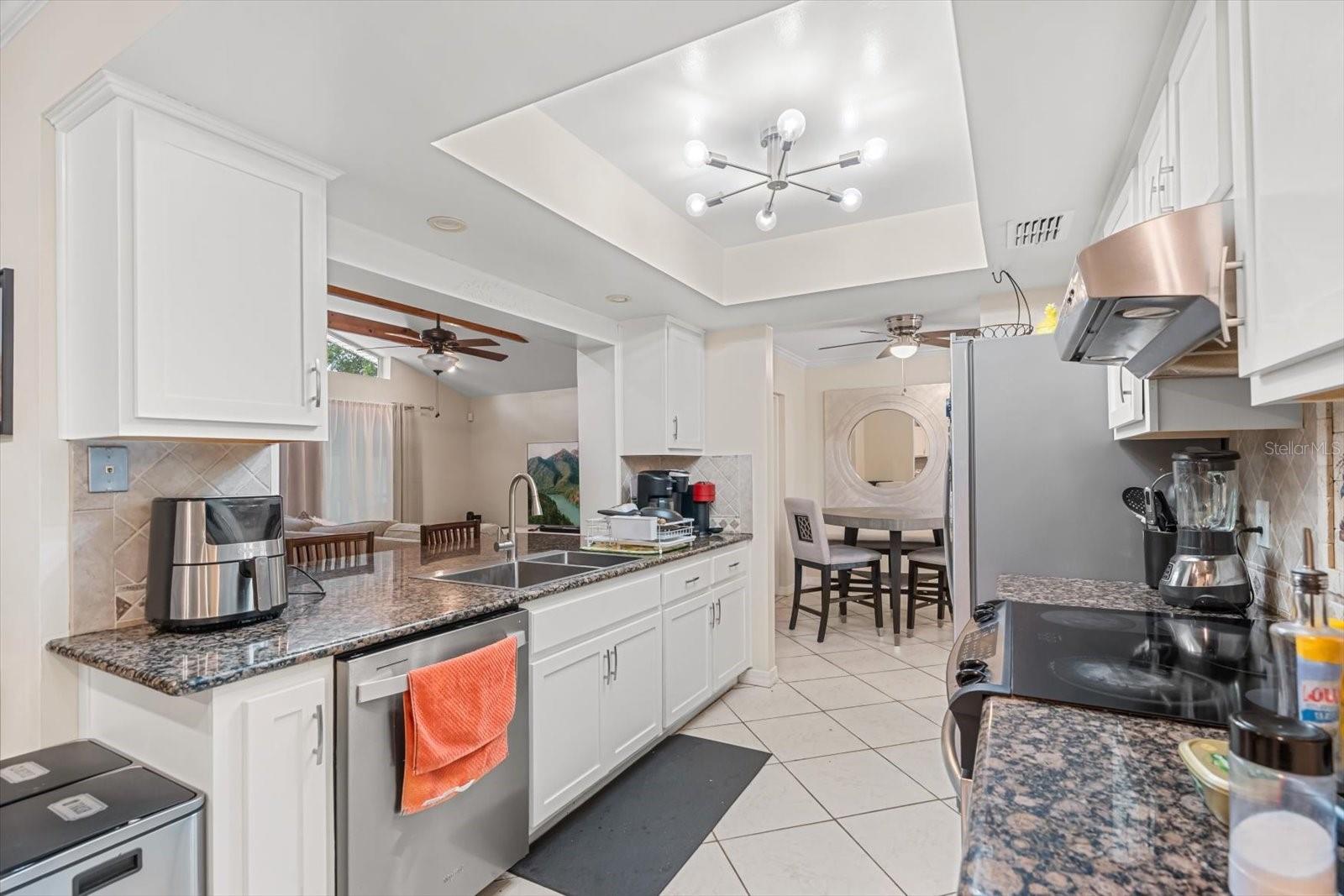 7011 ARCHWOOD DRIVE