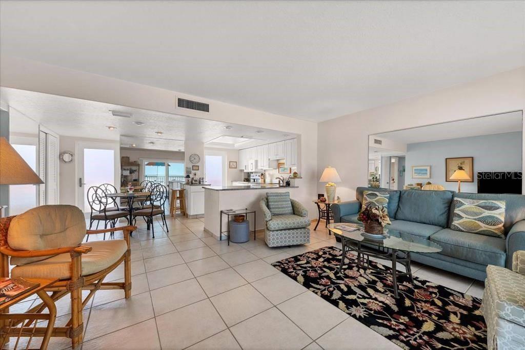 6154 MIDNIGHT PASS ROAD 305