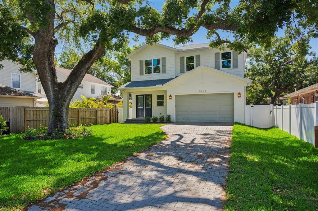 Photo of 2704 W Tyson Avenue, Tampa, FL 33611 (MLS # TB8480861)