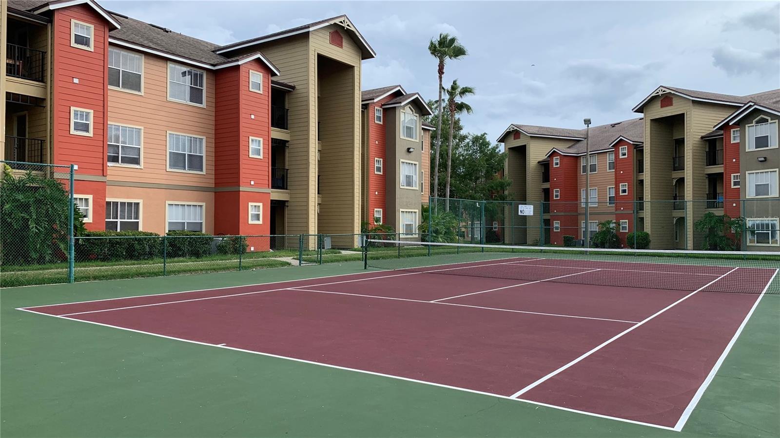 VILLAS DEL SOL AT KISS CONDO - Residential Lease
