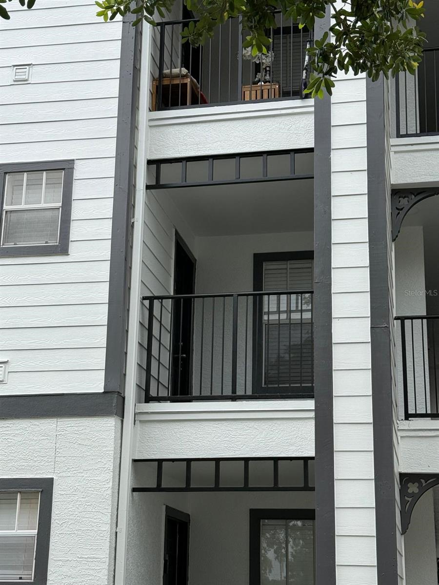 VILLAS DEL SOL AT KISS CONDO - Residential Lease