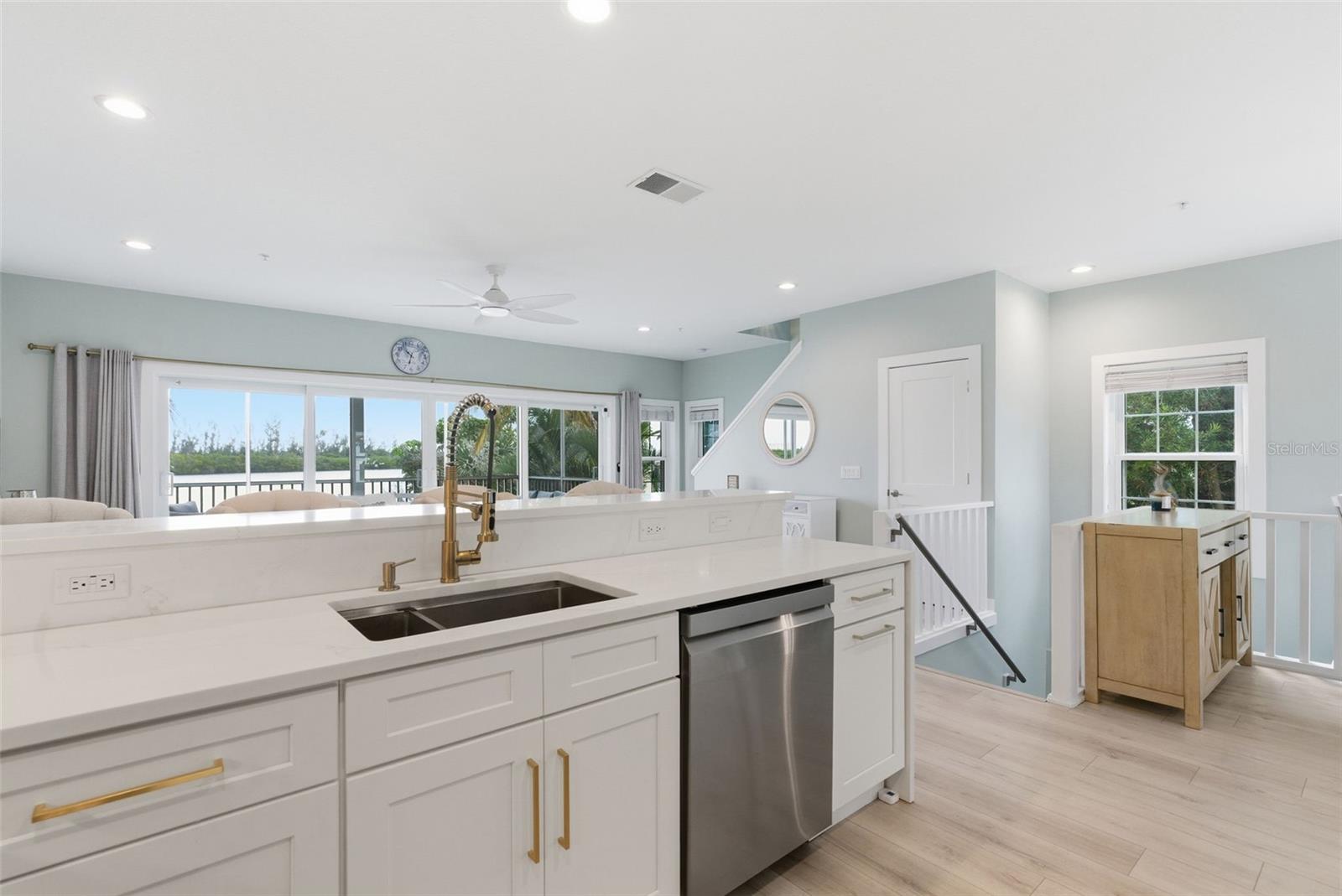 SIESTA BAYSIDE SOUTH - Residential