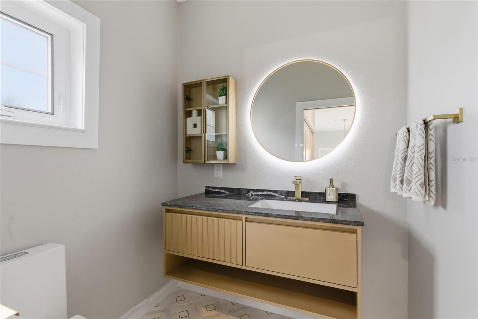 SIESTA BAYSIDE SOUTH - Residential