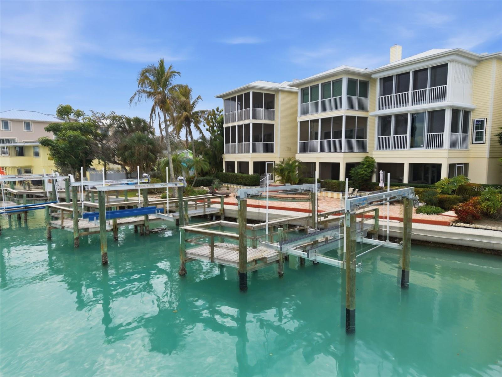 SIESTA BAYSIDE SOUTH - Residential