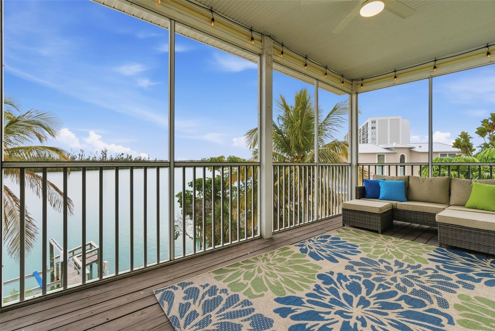 SIESTA BAYSIDE SOUTH - Residential