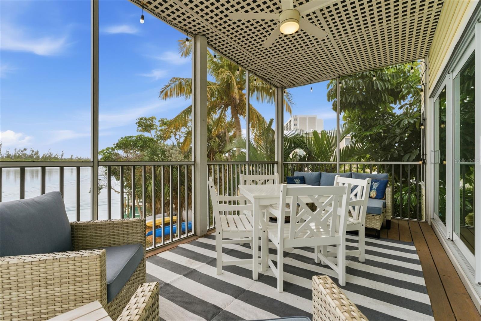 SIESTA BAYSIDE SOUTH - Residential