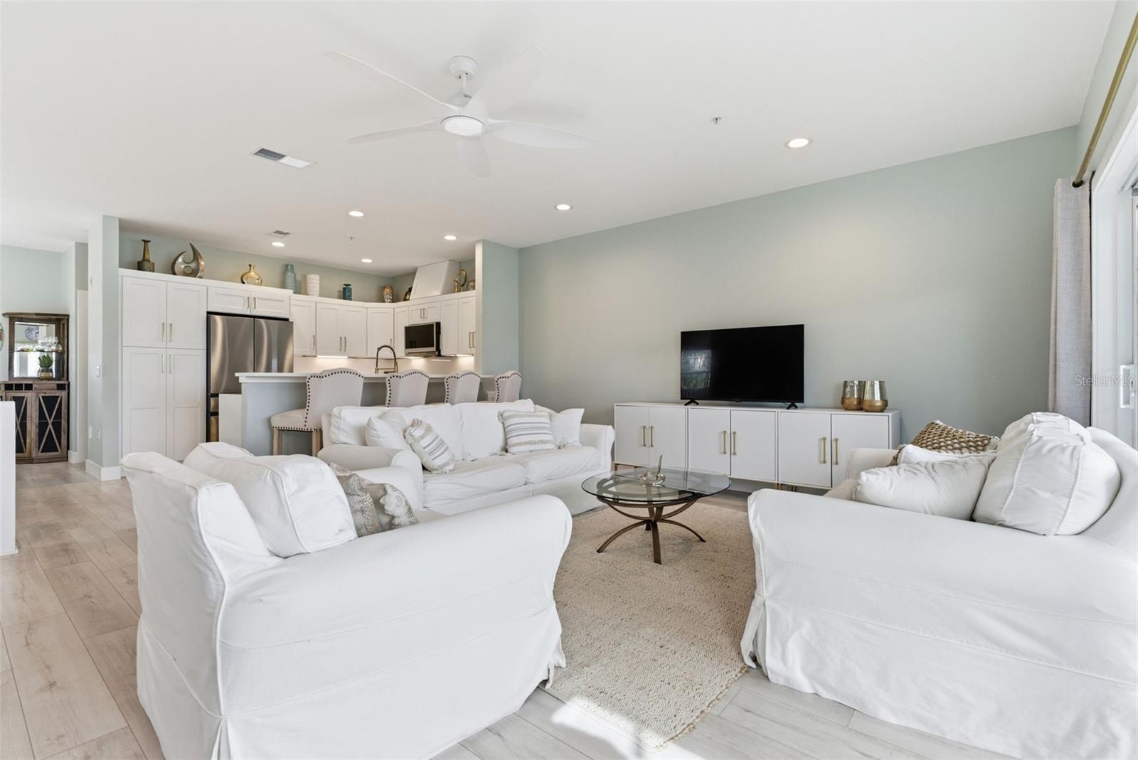 SIESTA BAYSIDE SOUTH - Residential