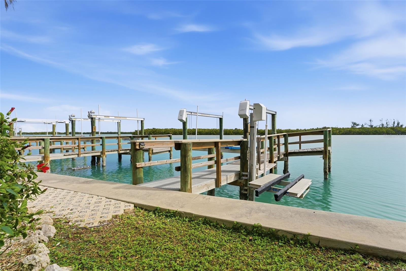 SIESTA BAYSIDE SOUTH - Residential