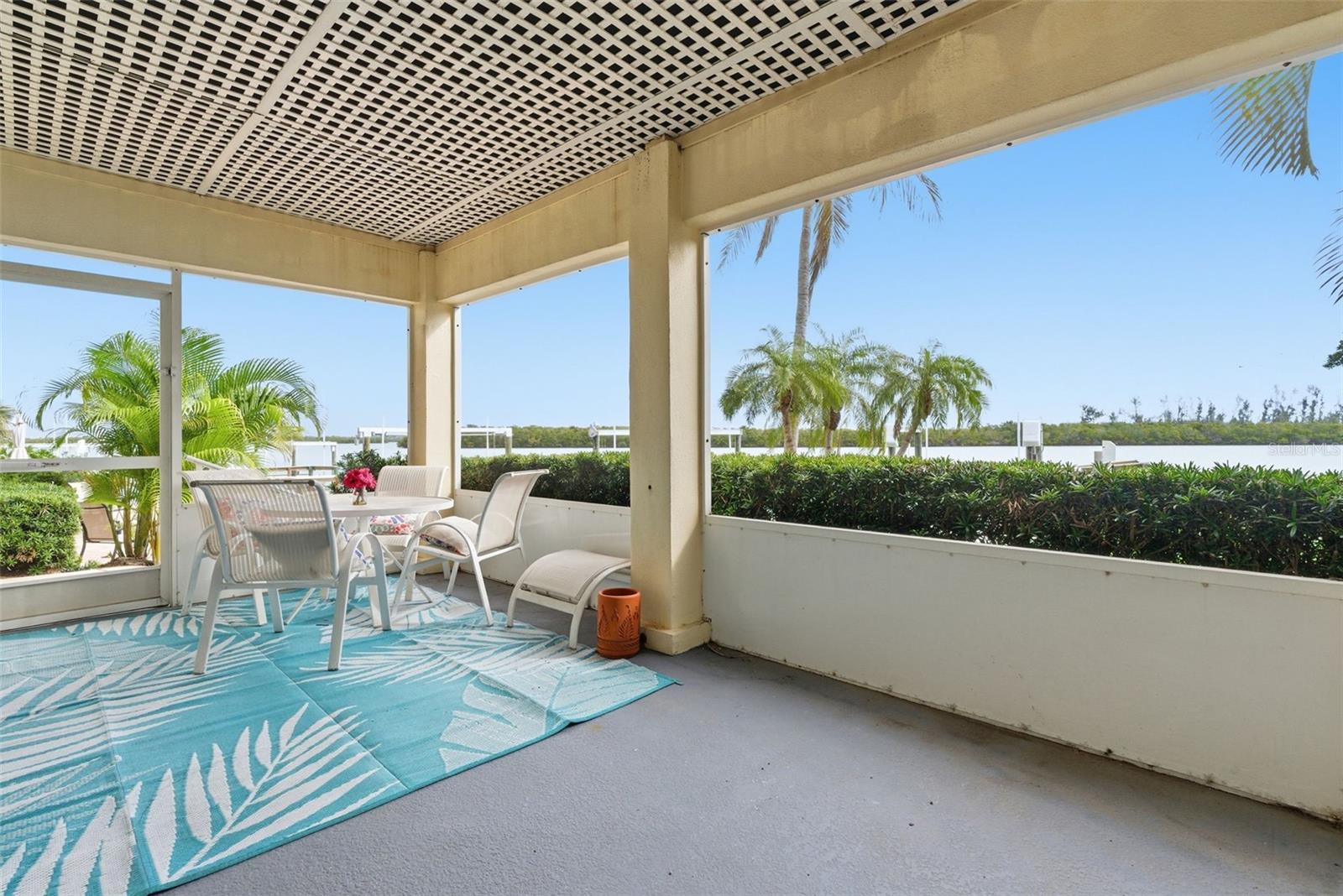 SIESTA BAYSIDE SOUTH - Residential