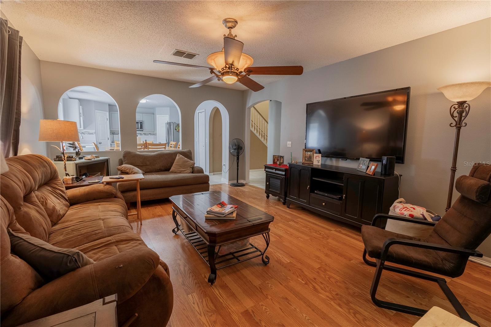 3216 WHITE BLOSSOM LANE