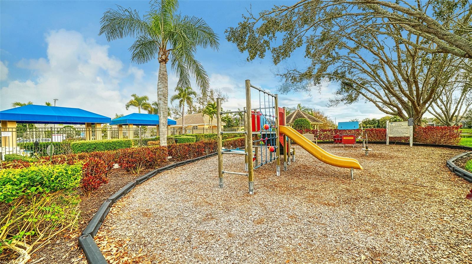 WISTERIA PARK - Residential