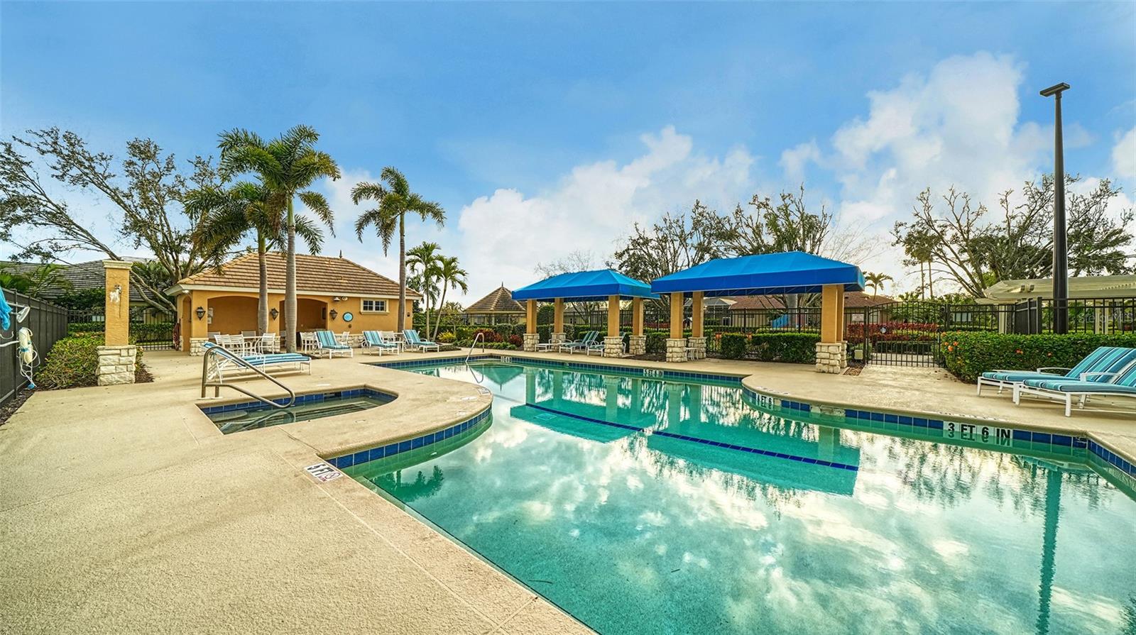 WISTERIA PARK - Residential