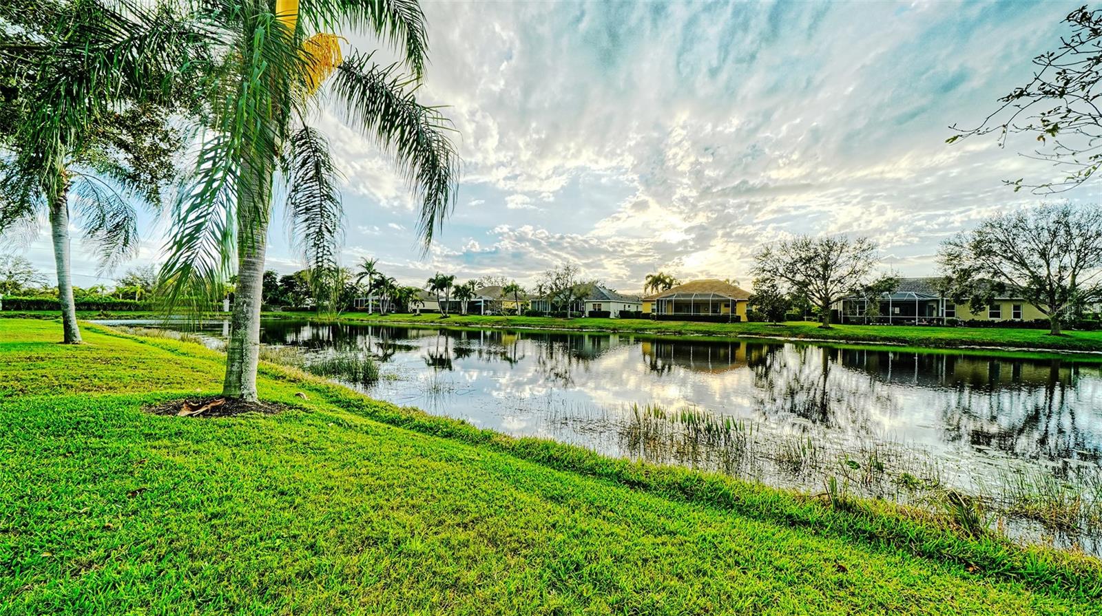 WISTERIA PARK - Residential