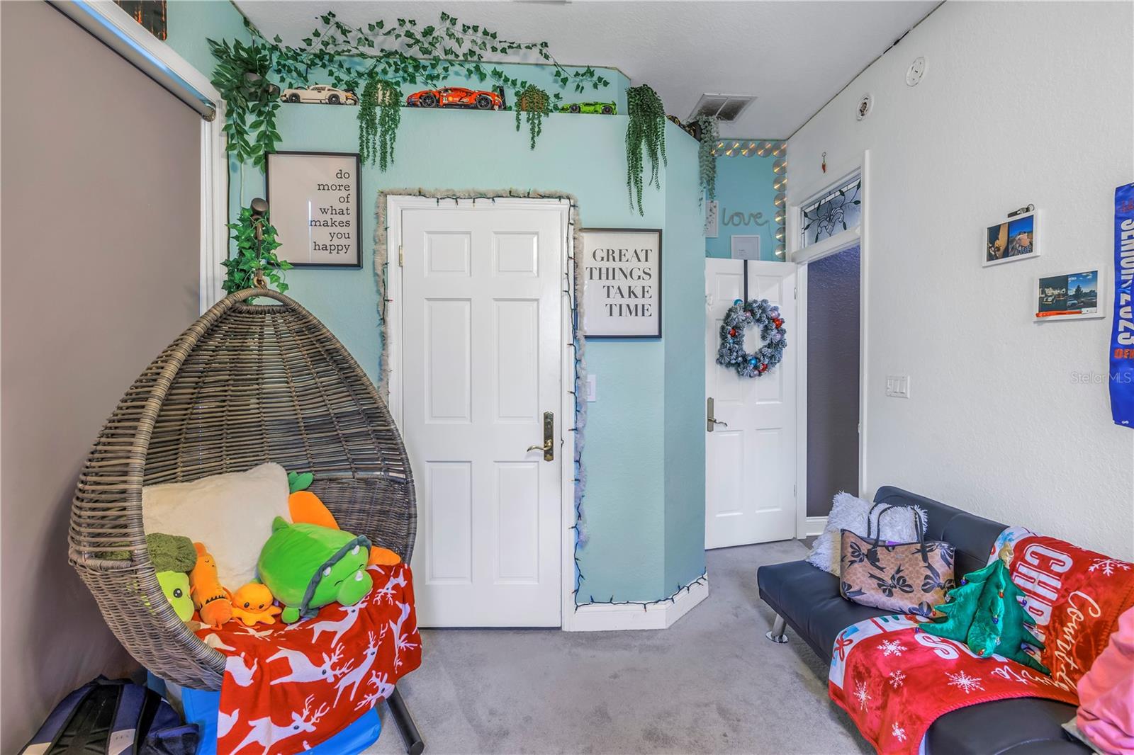 IBIS COVE - Residential