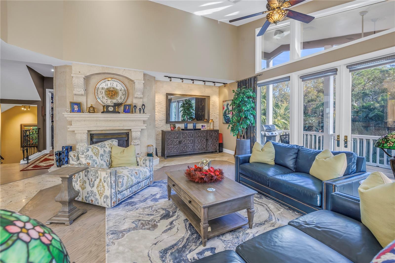 IBIS COVE - Residential