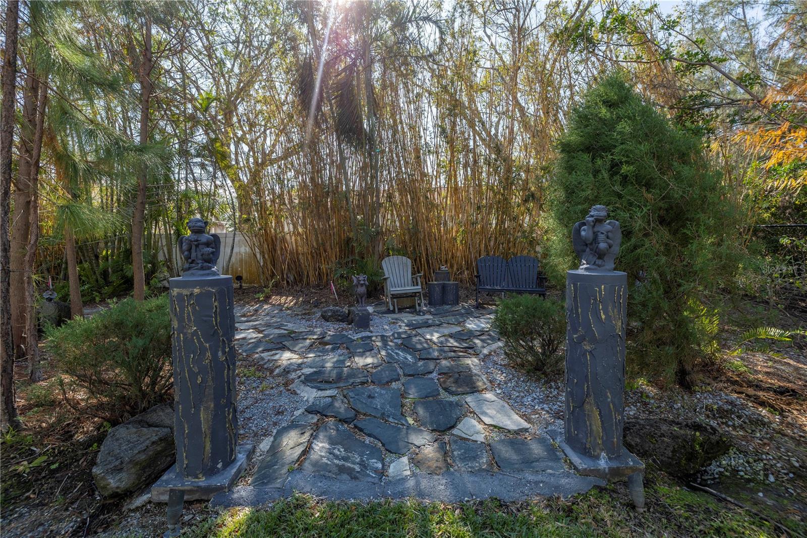 IBIS COVE - Residential