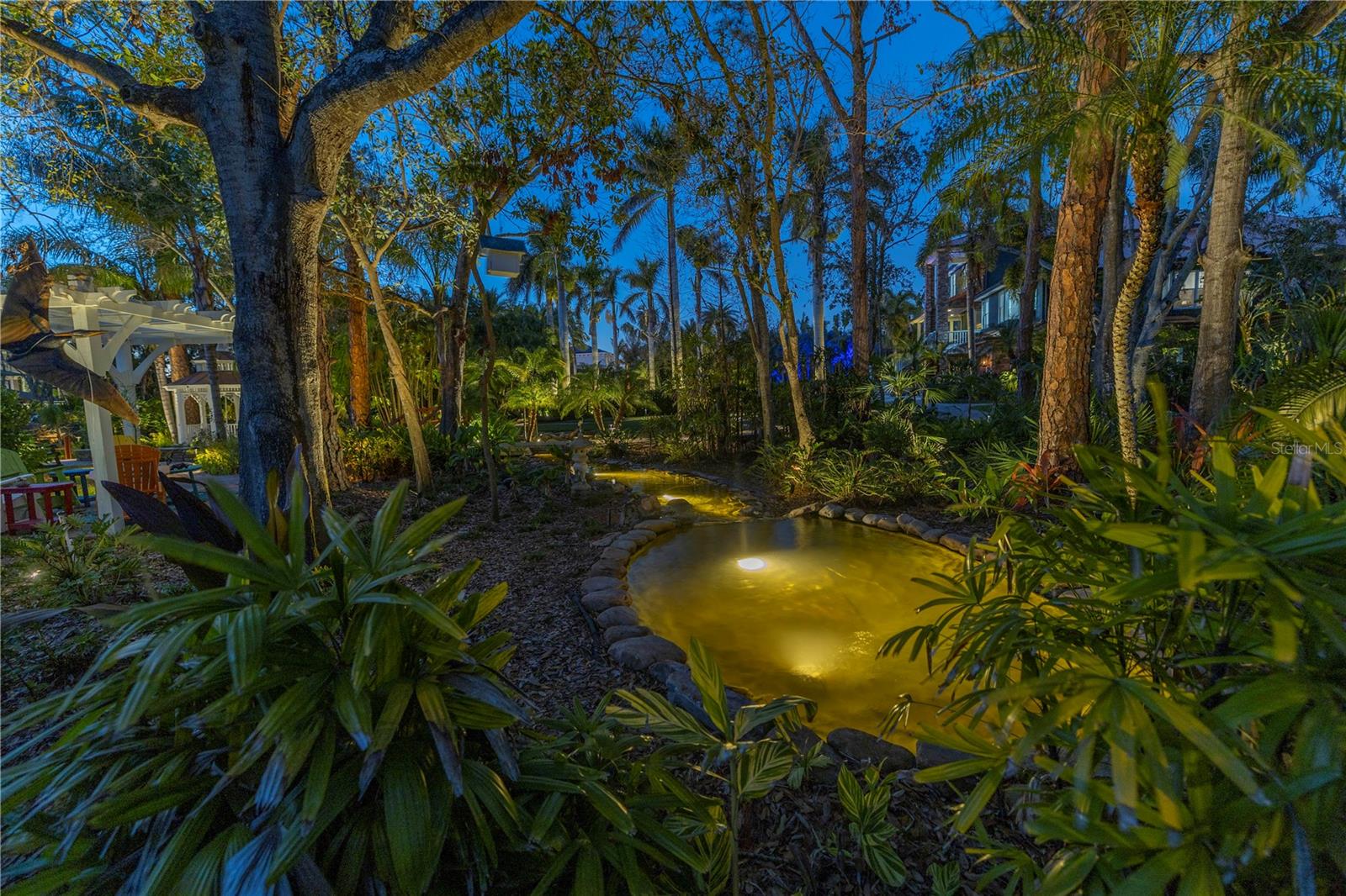 IBIS COVE - Residential