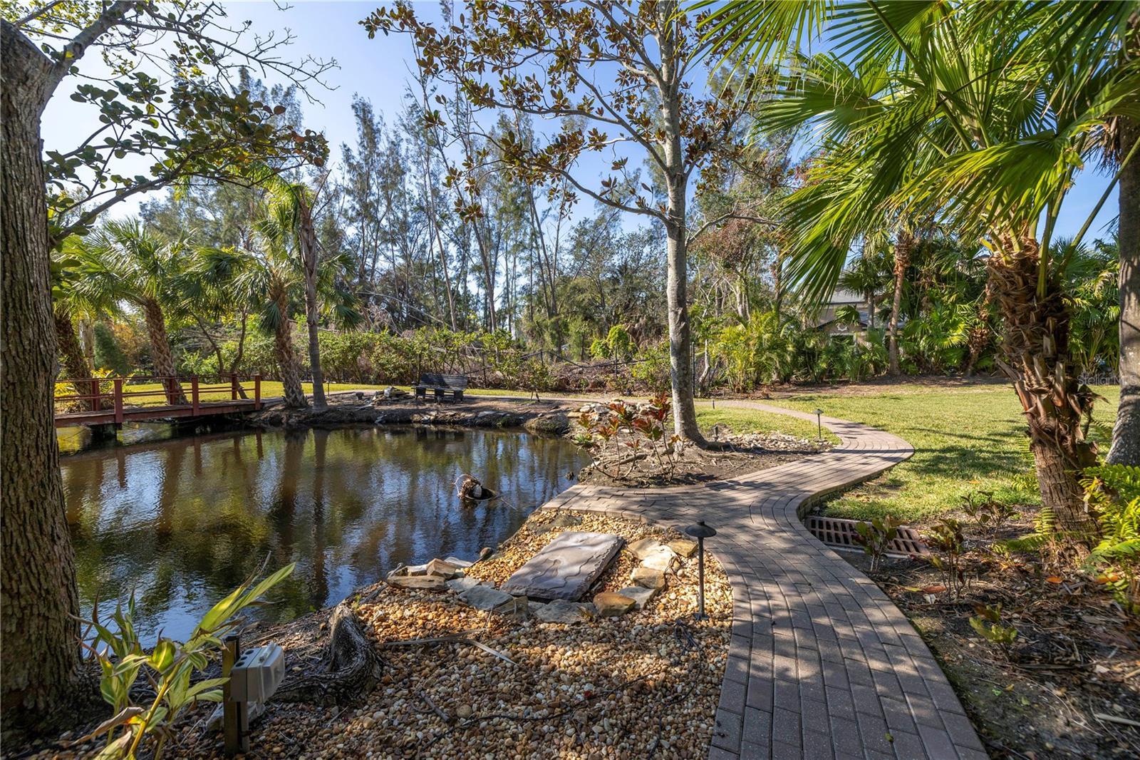 IBIS COVE - Residential