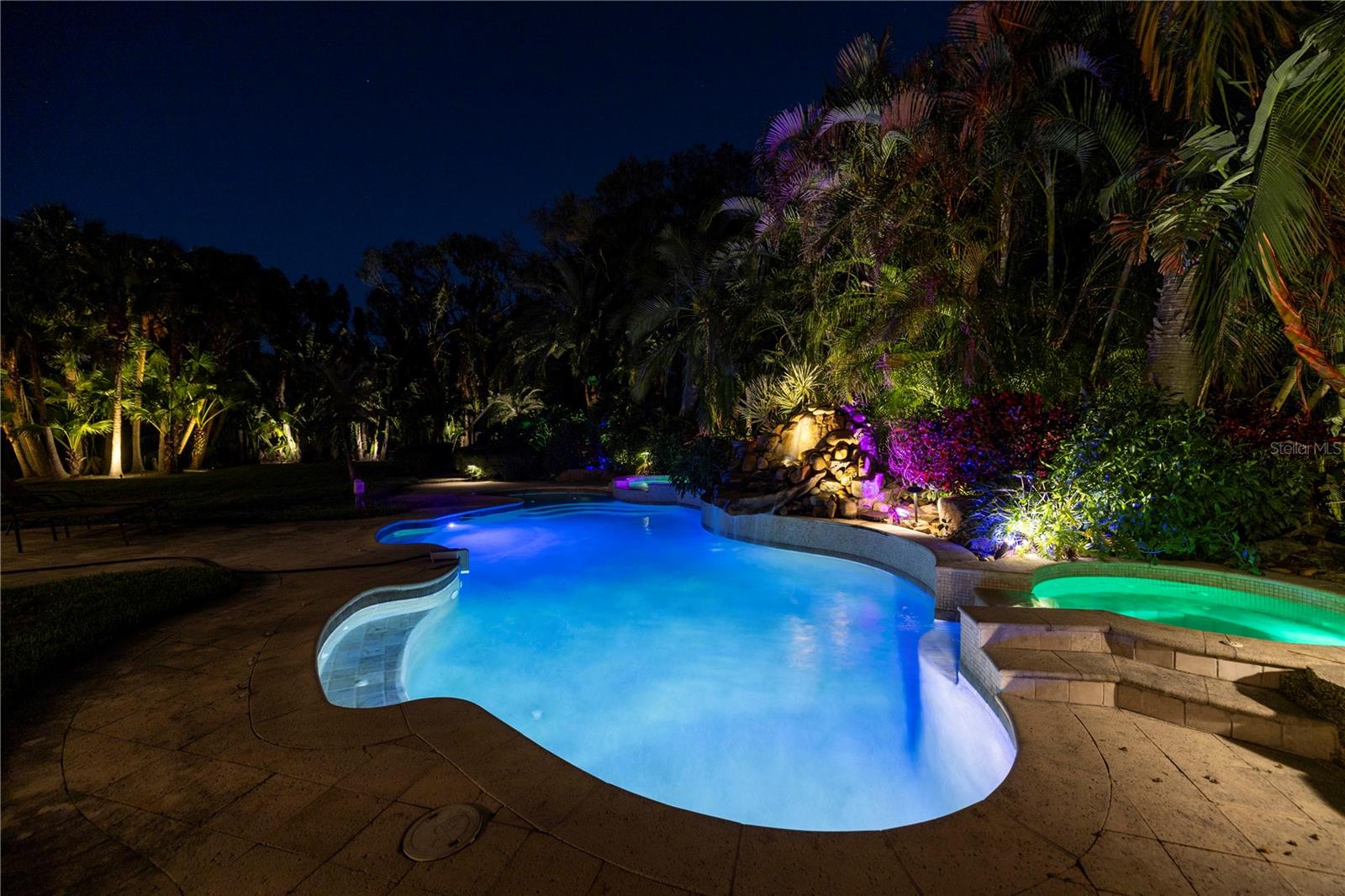 IBIS COVE - Residential