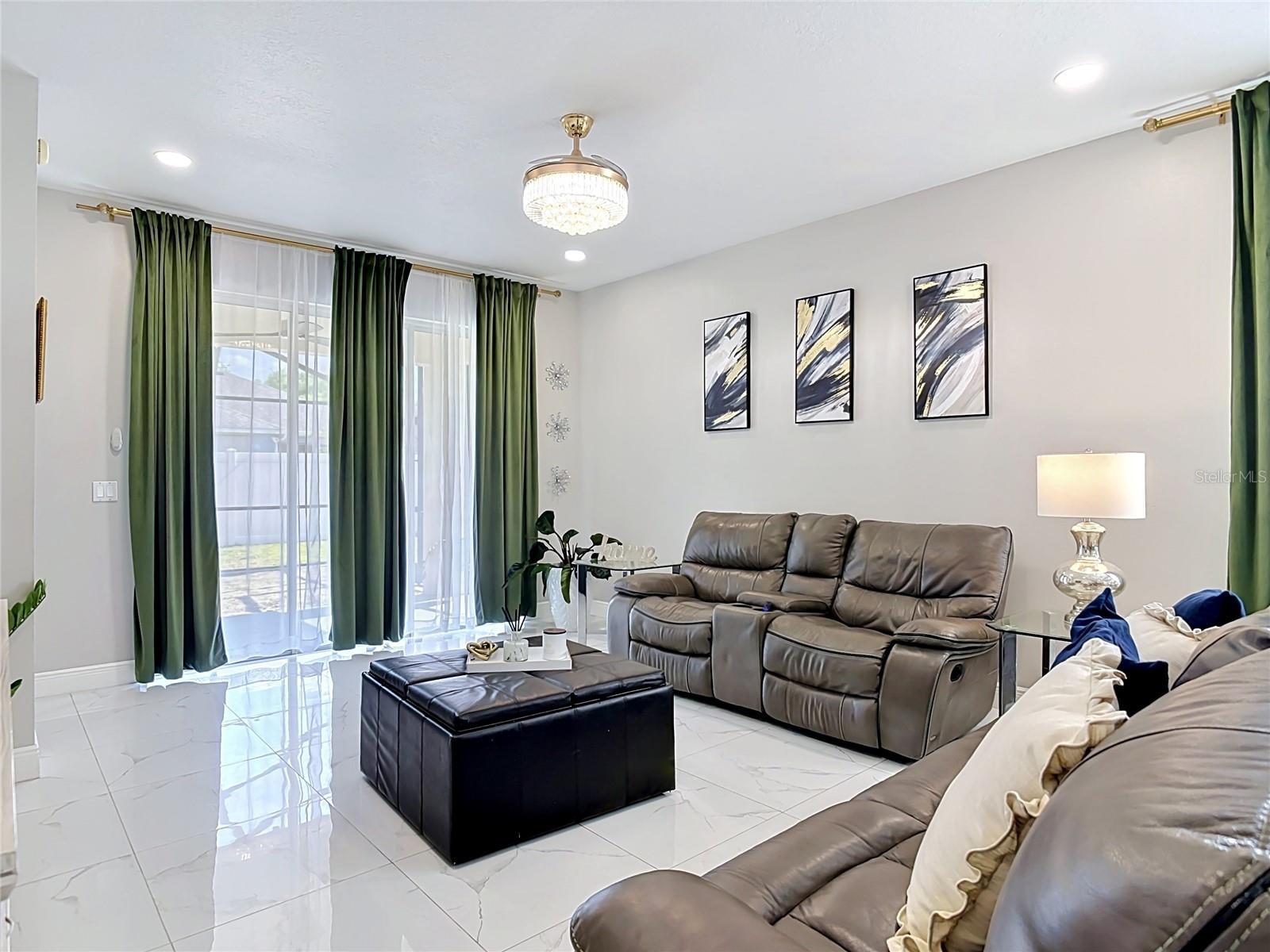 SAXON WOODS UNIT 01 - Residential