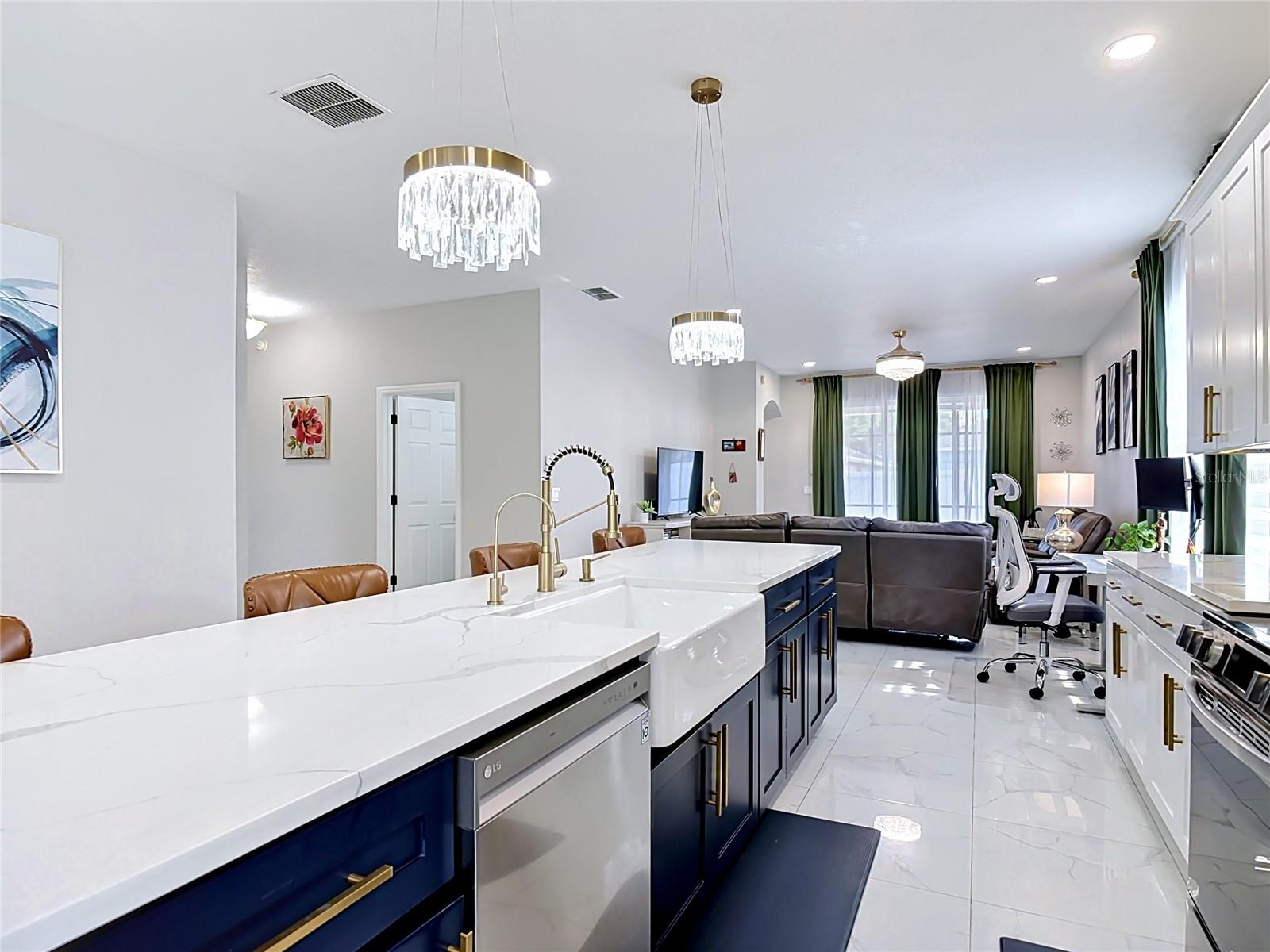 SAXON WOODS UNIT 01 - Residential