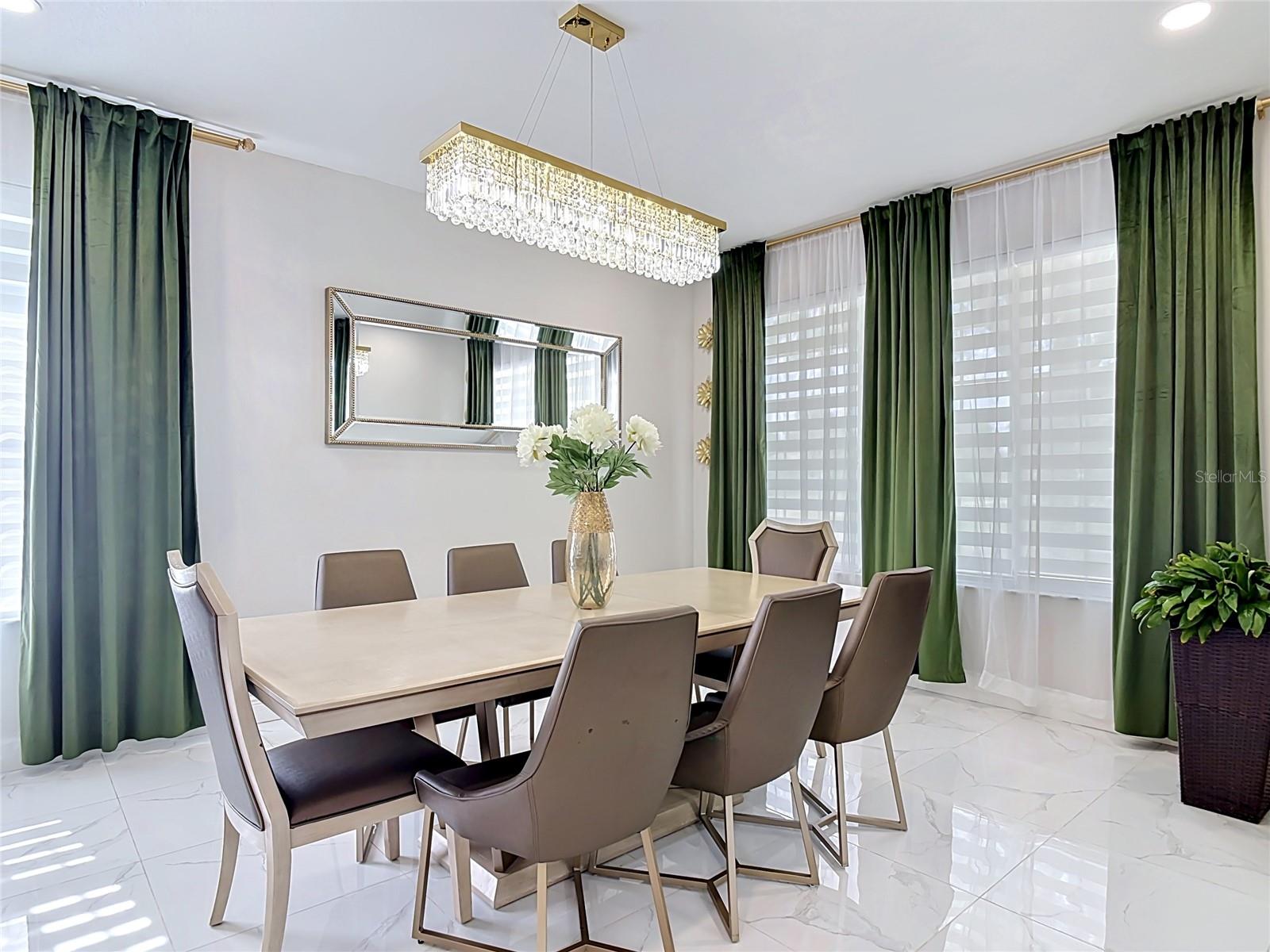 SAXON WOODS UNIT 01 - Residential