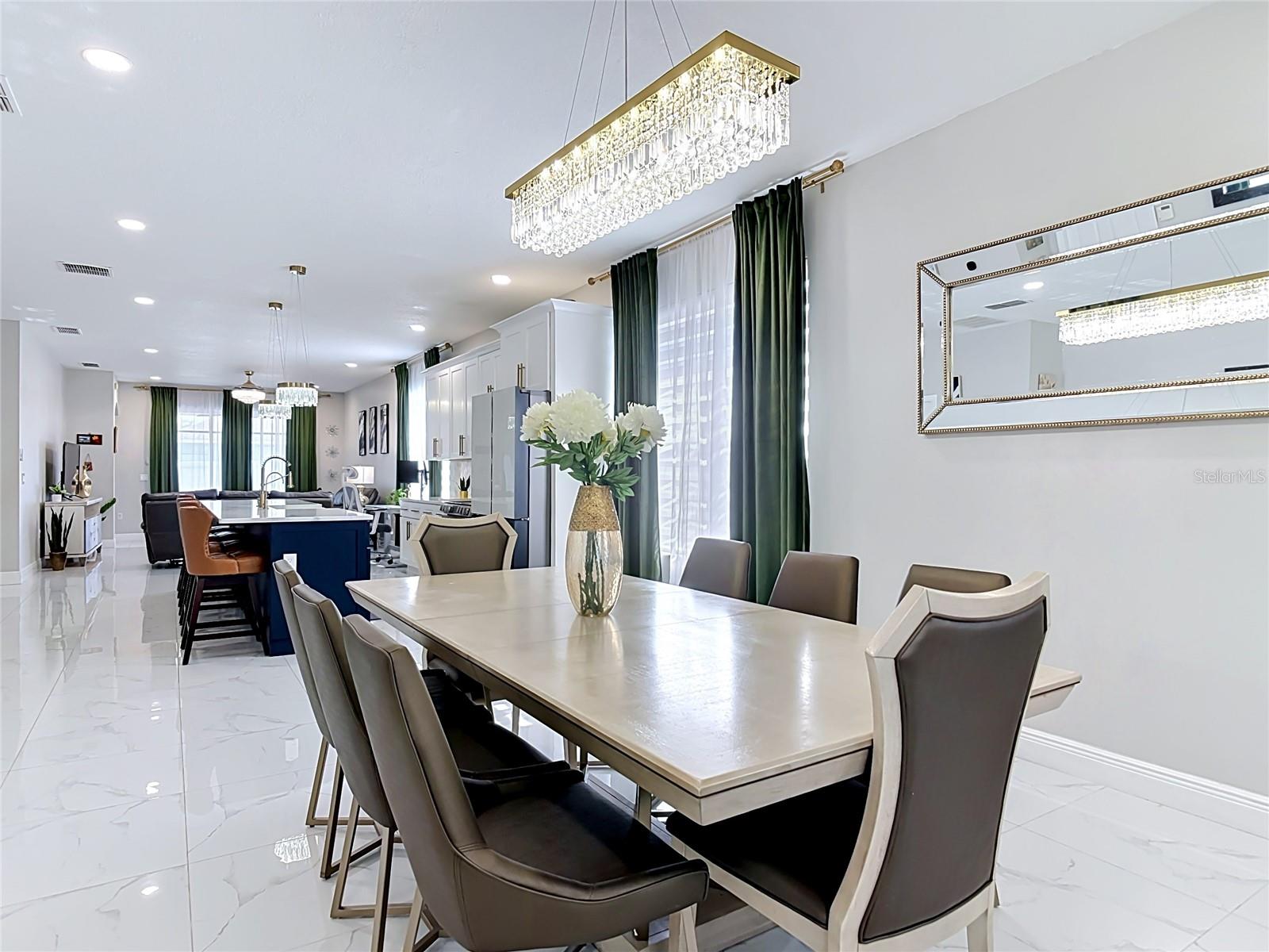SAXON WOODS UNIT 01 - Residential