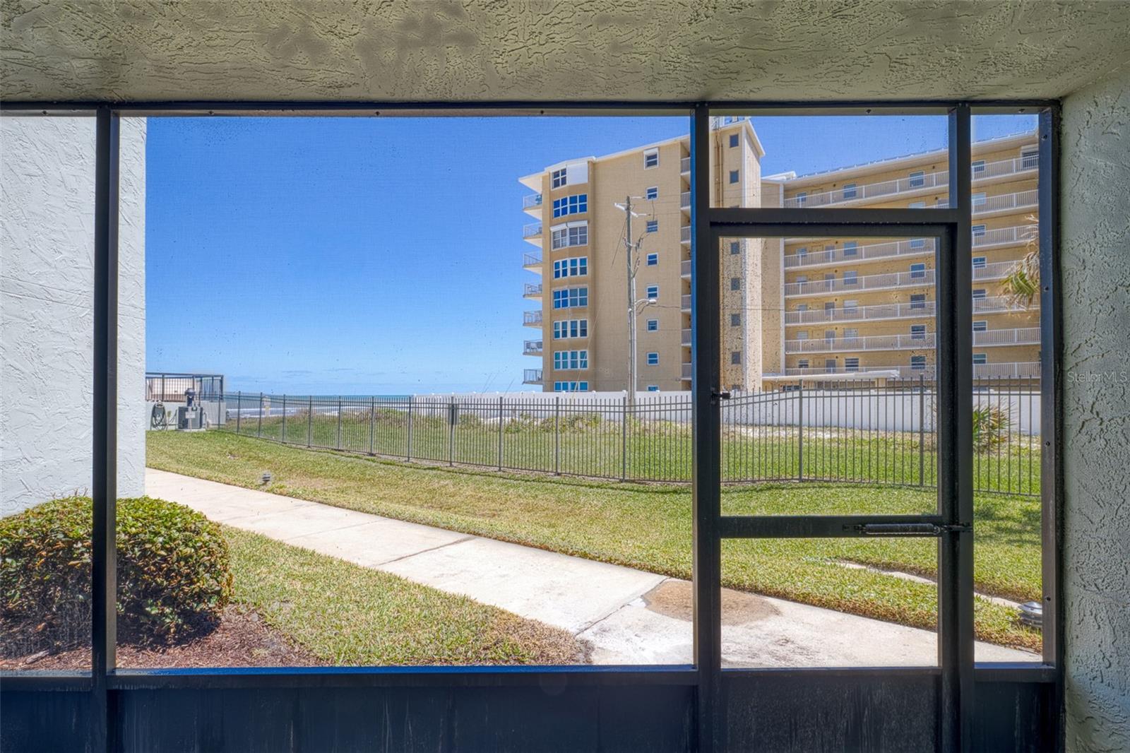 OCEAN TRILLIUM SOUTH - Residential