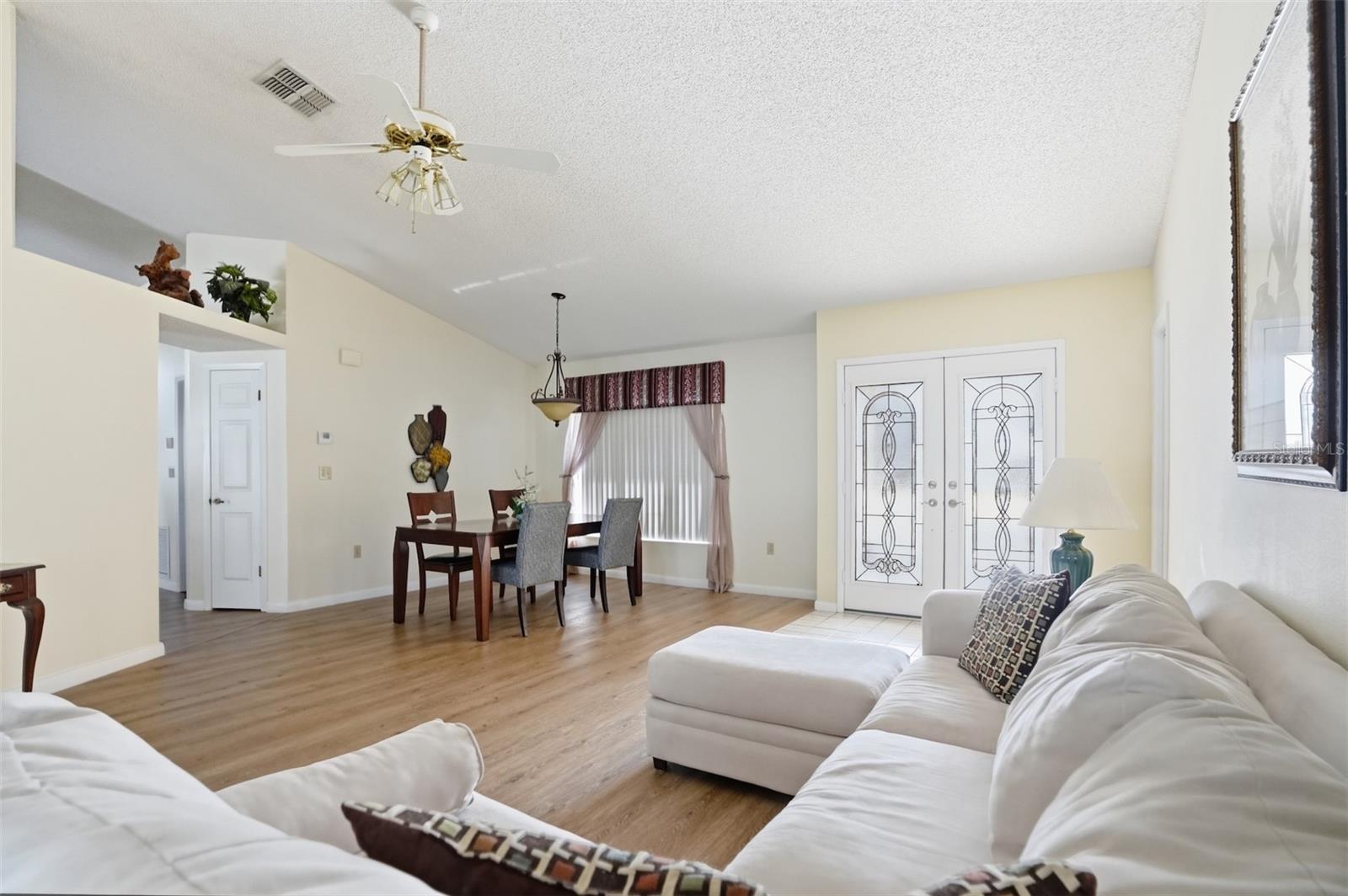 SPRING HILL - Residential