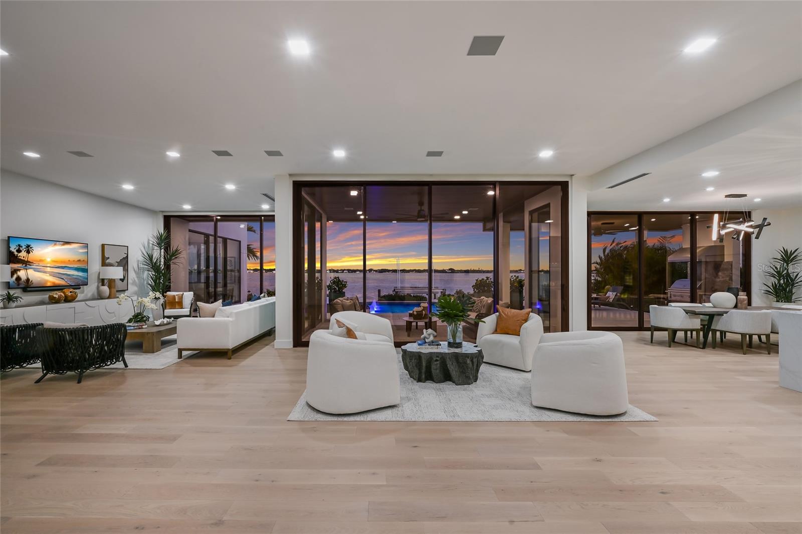 635 MOURNING DOVE DRIVE