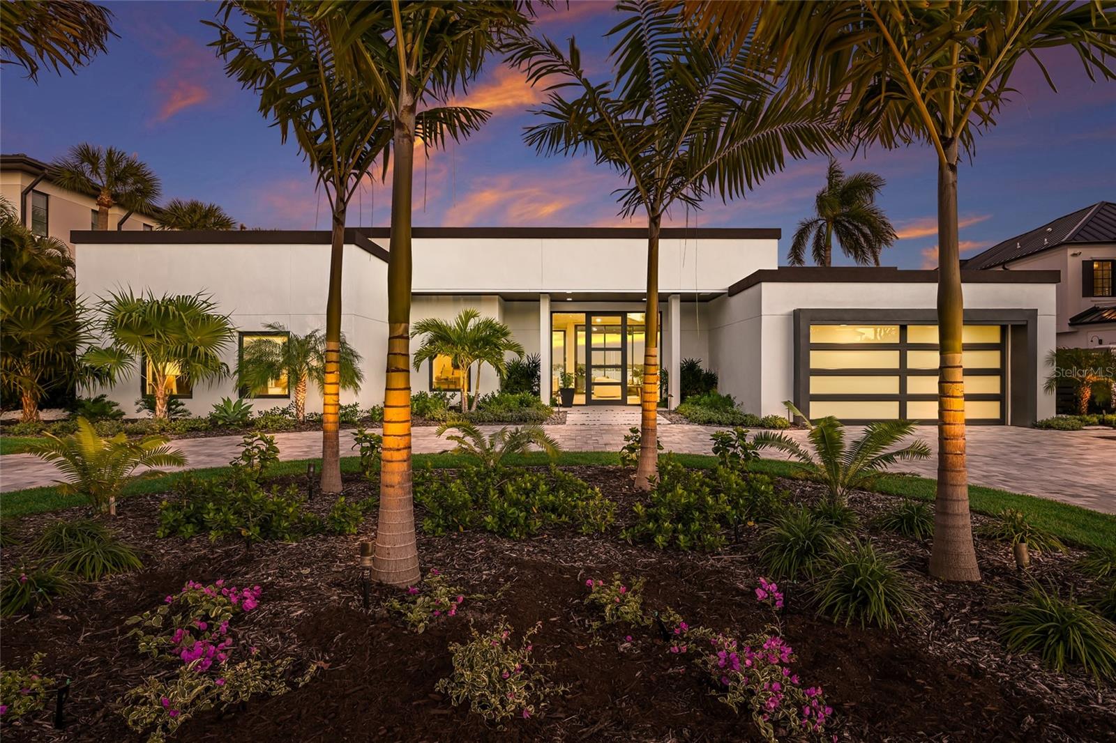 635 MOURNING DOVE DRIVE