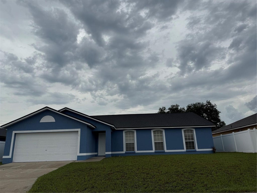 Photo of 7158 Summit Place, Winter Haven, FL 33884 (MLS # P4939488)