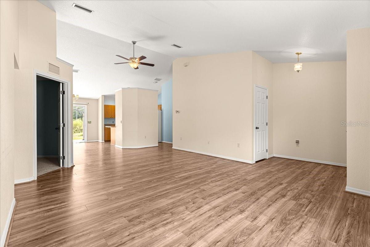 MARION OAKS 10 - Residential