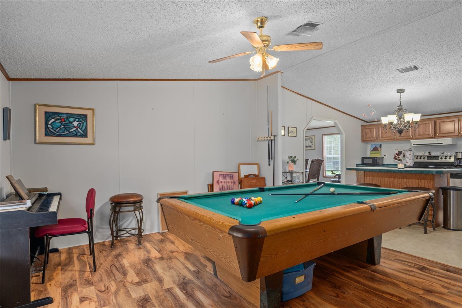 SPRING HILL UN 18 - Residential