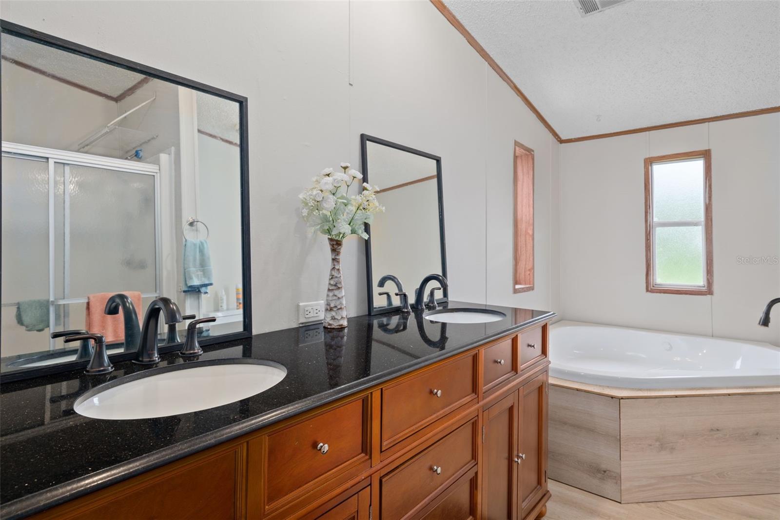 SPRING HILL UN 18 - Residential