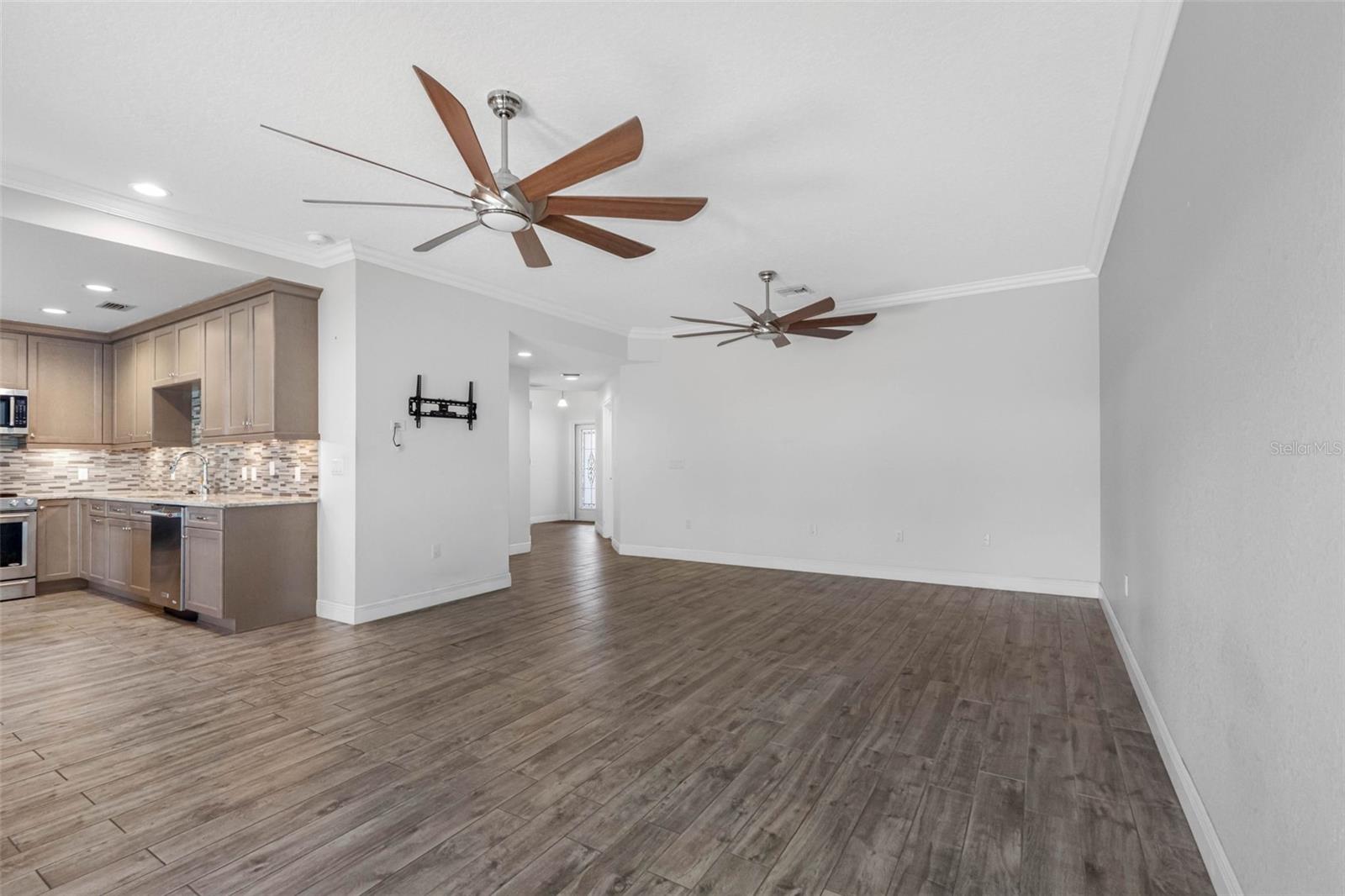 763 DATE PALM LANE