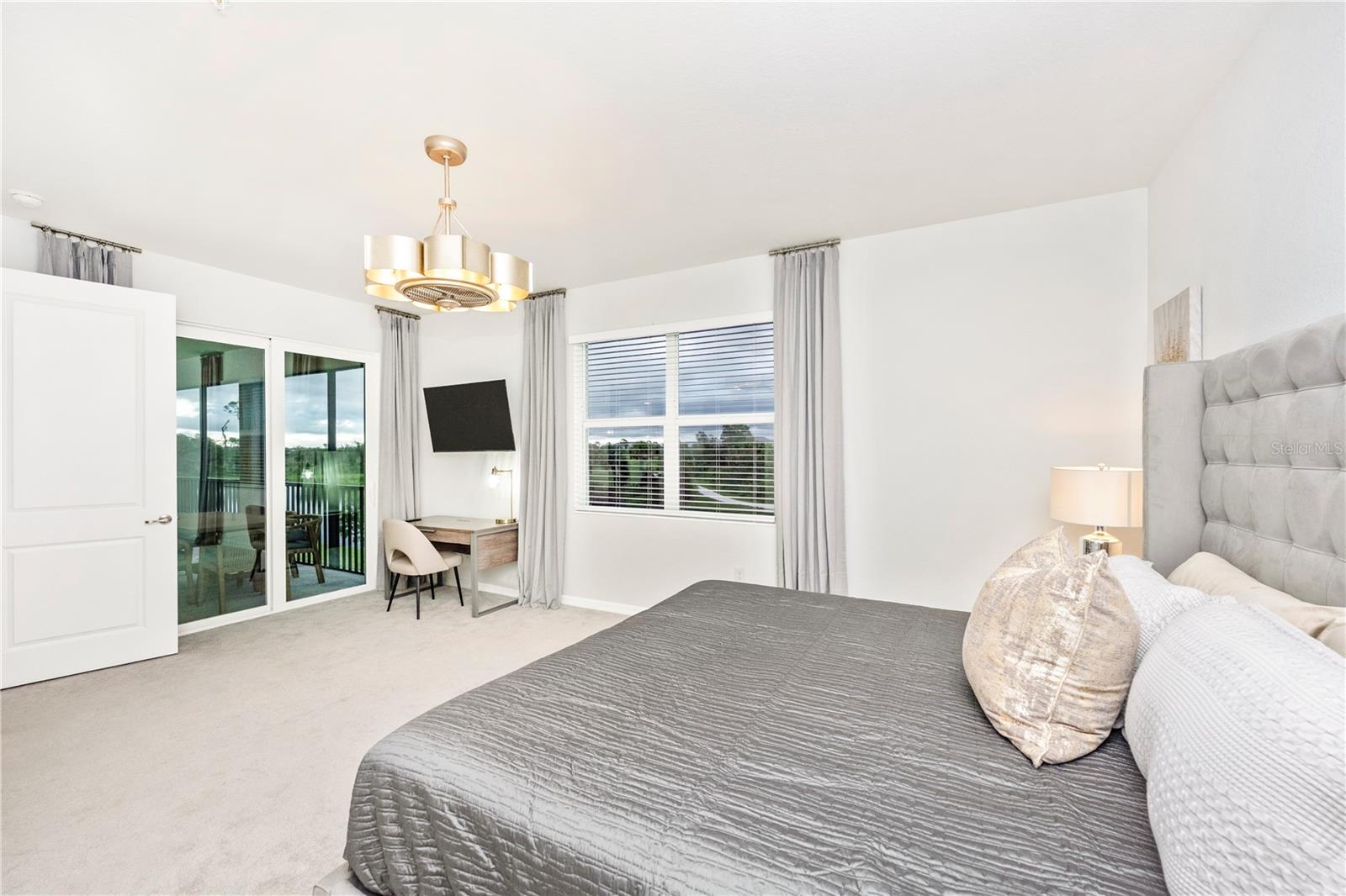 WELLEN PARK GOLF & COUNTRY CLUB - Residential Lease