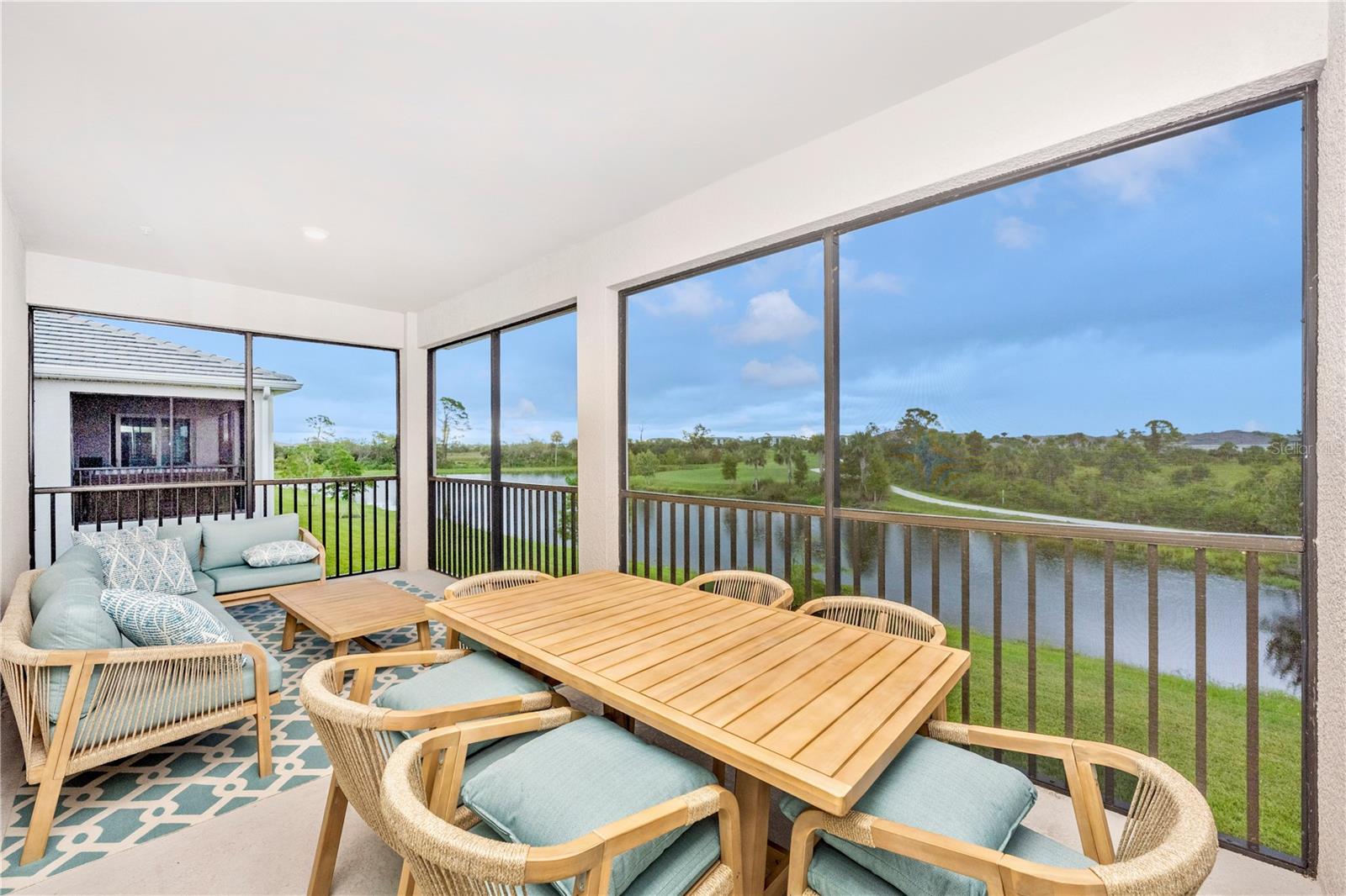 WELLEN PARK GOLF & COUNTRY CLUB - Residential Lease